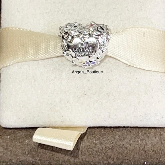 New Pandora Mom Daisy Heart Charm - Picture 8 of 8
